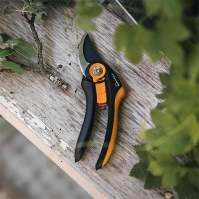Fiskars Plus Smartfit snoeischaar bypass P541 - 1057169