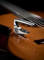 G7th Performance 3 Classical Silver capo voor klassieke, flamenco en 7- en 8-snarige gitaren - thumbnail