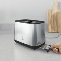 Electrolux E3T1-3ST broodrooster 2 snede(n) Zwart, Roestvrijstaal 800 W - thumbnail