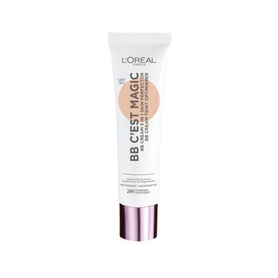 L’Oréal Paris Make-Up Designer BB C'est Magic BB Cream 02 Light met Hydraterend Vijg-extract en Antioxidanten - 3 stuks voordeelverpakking - Gekleurde Dagcrème met SPF 20 met een natuurlijke, lichte dekking - 30 ml