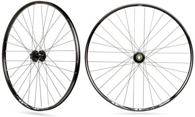 Rodi wielset tryp 25 29" met 15x100 en 12x142 steekas 6 bouts remschijfbevestiging 8/9/10/11 speed zwart