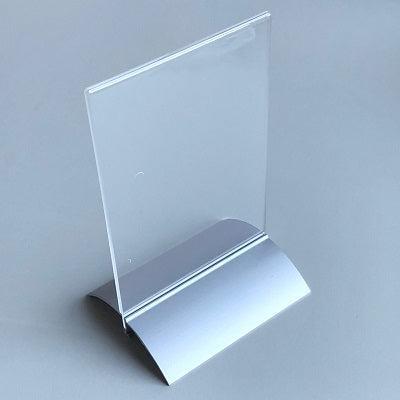 Presenter Din A6 - 10x15cm met alu-voet Presenter Din A6 - 10x15cm met alu-voet