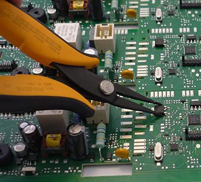 Piergiacomi PG-PN2016 Naald-neustang Met Lange Gladde Kaken Afgerond Aan De Buitenkant Piergiacomi PG-PN2016 Naald-neustang Met Lange Gladde Kaken Afgerond Aan De Buitenkant