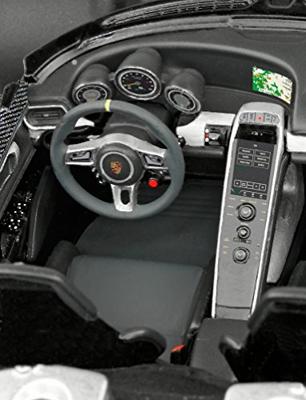 Revell 1/24 Porsche 918 Spyder