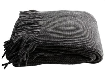 Gusta plaid chenille 152x127cm donkergrijs Gusta plaid chenille 152x127cm donkergrijs