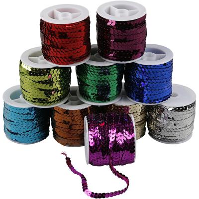https://www.cchobby.nl/pailletten-lint-b-6-mm-metallic-kleuren-10x10-m-1-doos