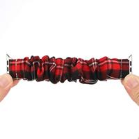 Elastisch scrunchie nylon bandje - Rood / Zwart - Geschikt voor Apple Watch 44mm / 45mm / 46mm / 49mm - thumbnail