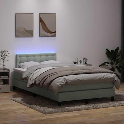 Boxspring met matras en LED fluweel lichtgrijs 120x210 cm