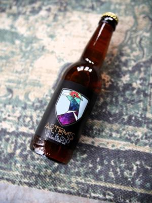 Fles Artemis Vrij blond 330ml 0,4% Fles Artemis Vrij blond 330ml 0,4%