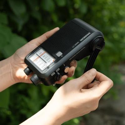 Sangean MMR-77 Outdoorradio VHF (FM), Middengolf Noodradio Handslinger, Spatwaterbestendig, Zaklamp, Oplaadbaar Zwart