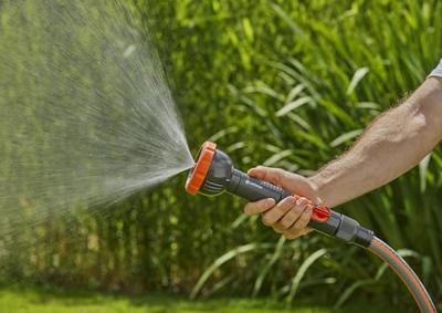 Gardena Profi-System Spray Nozzle with Various Spray Patterns & Ergonomic Lock Button - Making Gardening Easy - thumbnail