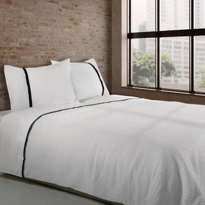 Dommelin Dommelin Dekbedovertrek Bari Percal 200TC Wit-Zwart 140x200/220 cm