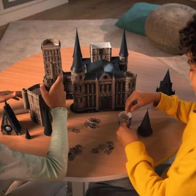 Ravensburger puzzel 540 stukjes( hogwarts astronomie toren Night Edition) - thumbnail