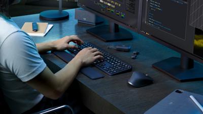 Draadloos toetsenbord - LOGITECH - MX Keys S Combo - Bluetooth - Achtergrondverlichting - Stille toetsen - Grafiet - thumbnail