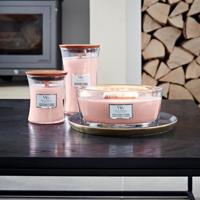 Woodwick Pressed Blooms & Patchouli Medium Hourglass Candle 0 - thumbnail