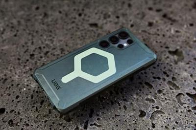 Urban Armor Gear Essential Armor Outdoor telefoonhoes Samsung Galaxy S25 Ultra Olijf, Transparant Inductieve lading Urban Armor Gear Essential Armor Outdoor telefoonhoes Samsung Galaxy S25 Ultra Olijf, Transparant Inductieve lading