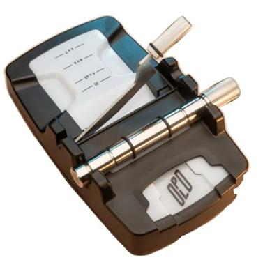 Optik Oldschool, Film Killer, Negatievensnijder voor 35 mm + 120 film Optik Oldschool, Film Killer, Negatievensnijder voor 35 mm + 120 film