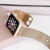 Milanese met gesp bandje - Champagne goud - Geschikt voor Apple Watch 44mm / 45mm / 46mm / 49mm - thumbnail