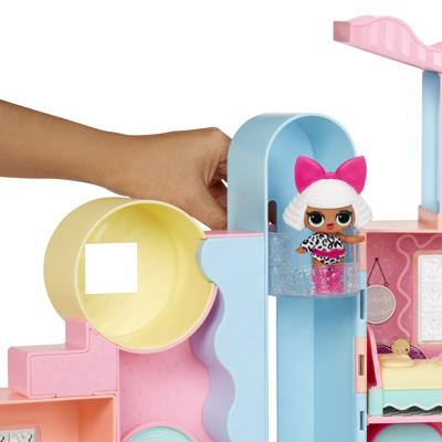 L.O.L. Surprise! Squish Sand Magic House met Tot