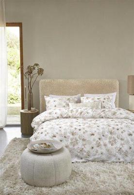 Rivièra Maison Riviera Maison Dekbedovertrek Flowing Flowers - Zand 140x200/220 cm