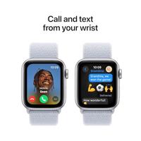 Apple Watch SE (2e gen.) GPS 40 mm Smartwatch - Kast van zilverkleurig aluminium - Ochtendblauw geweven sportbandje. Conditie en slaap bijhouden, ongelukdetectie, hartritme monitoren, CO₂-neutraal - thumbnail