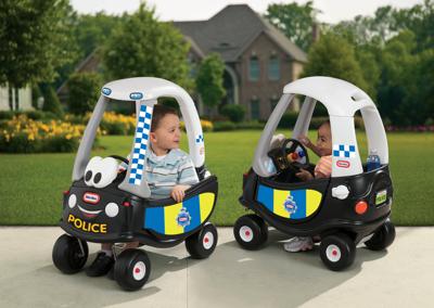 Little Tikes Cozy Coupe Politiewagen Loopauto + Geluid 44x84x72 cm Little Tikes Cozy Coupe Politiewagen Loopauto + Geluid 44x84x72 cm