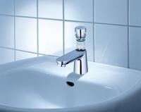 GROHE Euroeco Cosmopolitan S waterbesparende wastafelkraan zelfsluitend 44593 blauw/rood chroom 36265000 - thumbnail