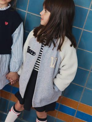 Bomberjas met twee materialen voor meisjes met sherpa mouwen gemêleerd grijs Bomberjas met twee materialen voor meisjes met sherpa mouwen gemêleerd grijs