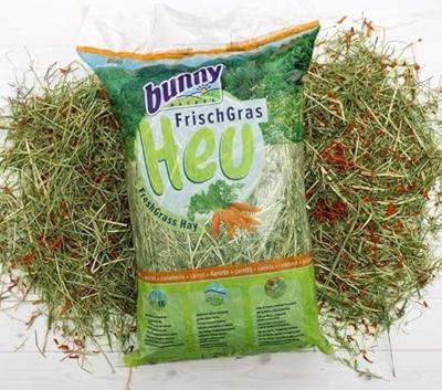 BUNNY NATURE VERS GRAS HOOI MET WORTEL - thumbnail
