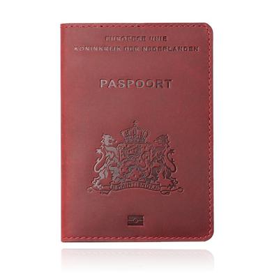 Paspoorthoes met extra opbergvakjes - Leer Rood