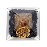 Kunsthars Toermalijn Piramide met Kristalpunt en Bloem des Levens - thumbnail