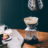 Hario V60 dripper - glas met zwarte houder, nieuw type - maat 02 (VDGR-02-B) - thumbnail