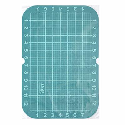 We R Makers • comfort craft easy read cutting mat 33,02x20,32cm
