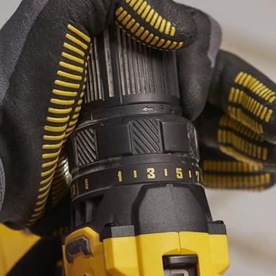 STANLEY SFMCD700D2A-QW 20V boor/schroefmachine