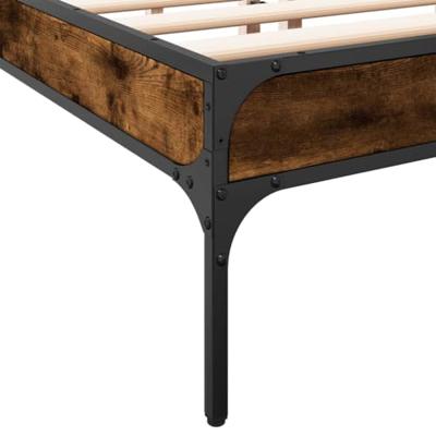Bedframe bewerkt hout metaal gerookt eikenkleurig 135x190 cm