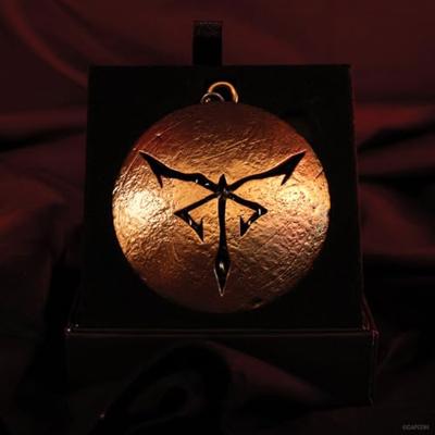 Resident Evil 4 Medallion Bitores Mendez Limited Edition - thumbnail