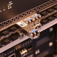 ACT SFP+ SR transceiver gecodeerd voor HP Procurve J9150A - thumbnail