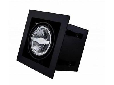 Armatuur met zwarte rand voor AR70 LED spot draaibaar en kantelbaar, wordt in het plafond gemonteerd met zichtbare zwarte rand Armatuur met zwarte rand voor AR70 LED spot draaibaar en kantelbaar, wordt in het plafond gemonteerd met zichtbare zwarte rand