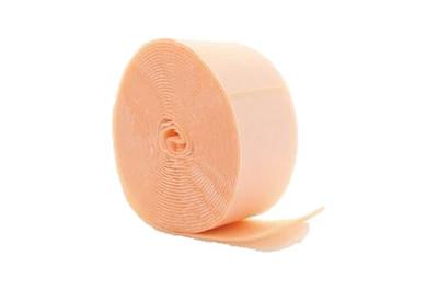 Protectaplast zelfklevend schuimverband, ft 6 cm x 4,5 m, op rol