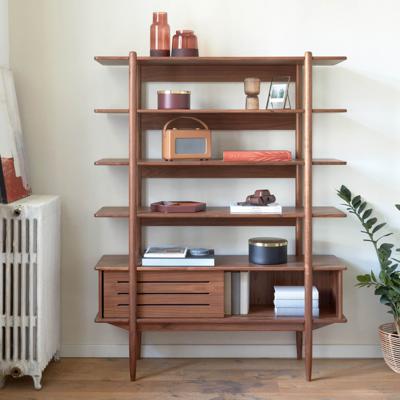 Kave Home Wandkast 'Carolin' Notenhout 169 x 130cm Kave Home Wandkast 'Carolin' Notenhout 169 x 130cm