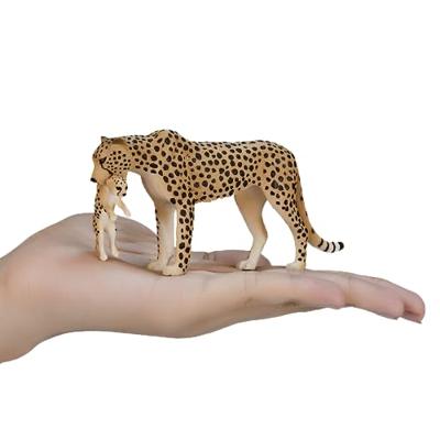 Mojo wildlife cheetah vrouwtje met welp 387167 Mojo wildlife cheetah vrouwtje met welp 387167