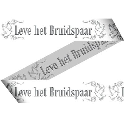 Afzetlint leve het bruidspaar