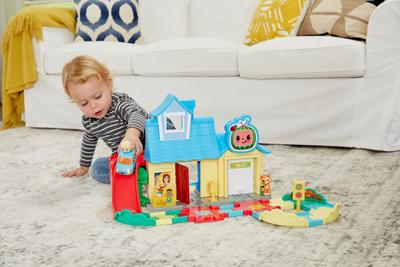 Vtech toet toet auto's cocomelon familiehuis
