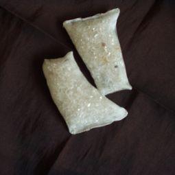 Lichtwesen Liwe nekkussen kristalzakjes bergkristallen 2 Stuks