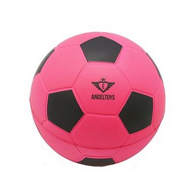Soft foam voetbal Ø12,5cm fuchsia Soft foam voetbal Ø12,5cm fuchsia