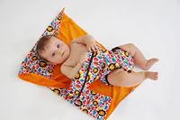 Petit Lulu Overbroekje Kleurrijk Orientaals (Colorful Orient) - OneSize (4-15 kilo) - Drukknoopjes - thumbnail