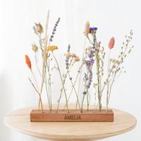 Droogbloemen in gepersonaliseerde houten houder met naam - thumbnail
