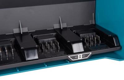 Makita BCC02 Mbox multilader voor 12 XGT accu&apos;s