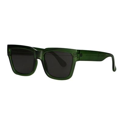 Spectrum zonnebril statement vierkant groen smoke glas dames Spectrum zonnebril statement vierkant groen smoke glas dames