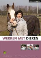 Werken In-stagegidsen Werken met dieren - Linda Helsdingen - Paperback (9789086961740) - thumbnail